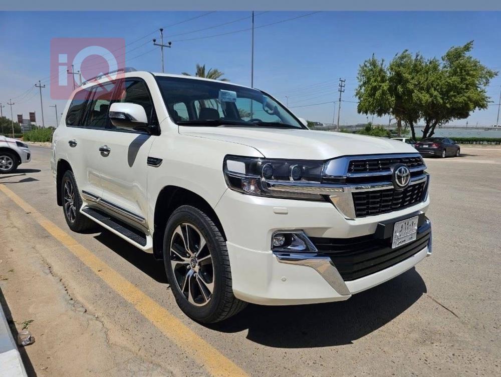 تويوتا لاندكروزر